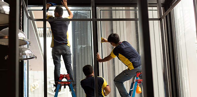 Emergency Commercial Glazing Services Image – Sky Glass London